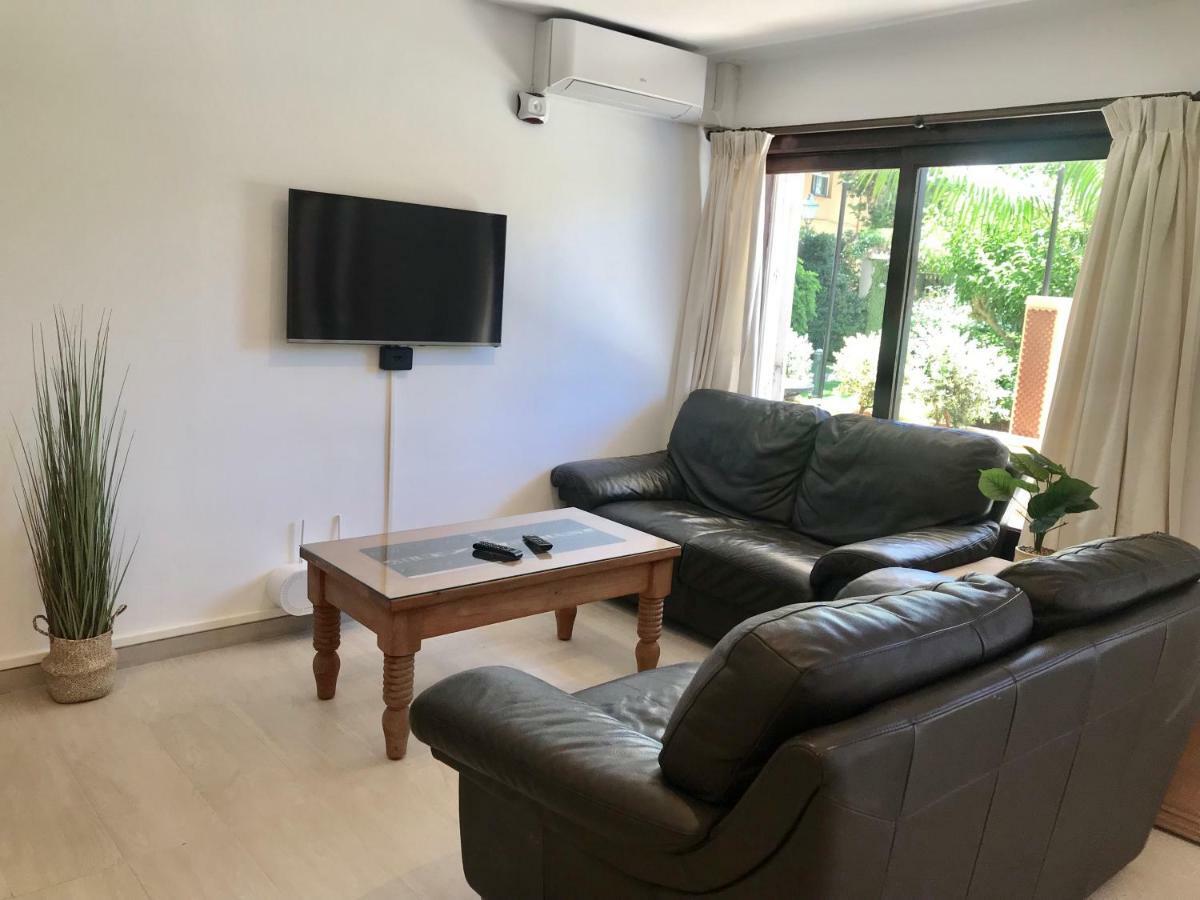 Lejlighed Beachside 2bed/2bath With Large Patio And Pool Marbella